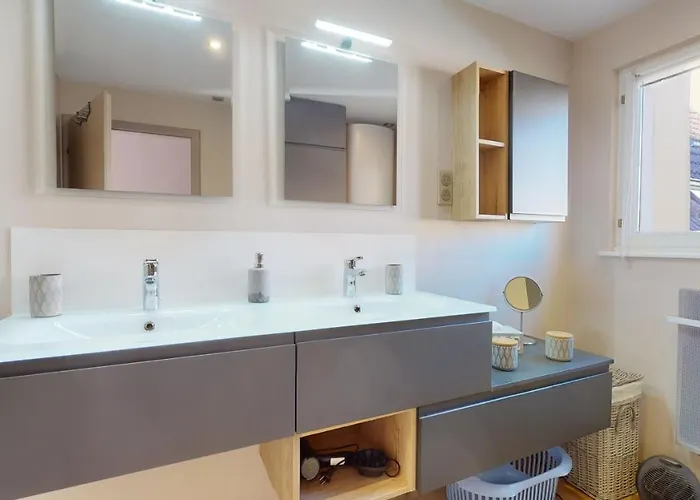 Апартаменты Le Clos Des Maraichers Avec Parking